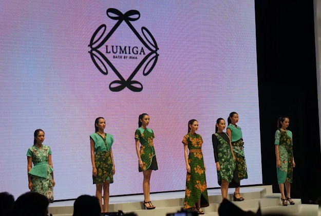 Discover the timeless beauty of Sekar Jagad Batik in Irma Lumiga’s latest design. Crafted by Lumiga Bali, blending tradition, innovation, and sustainability. Contact us today